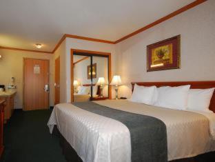 Western Angeles Worldport 3*