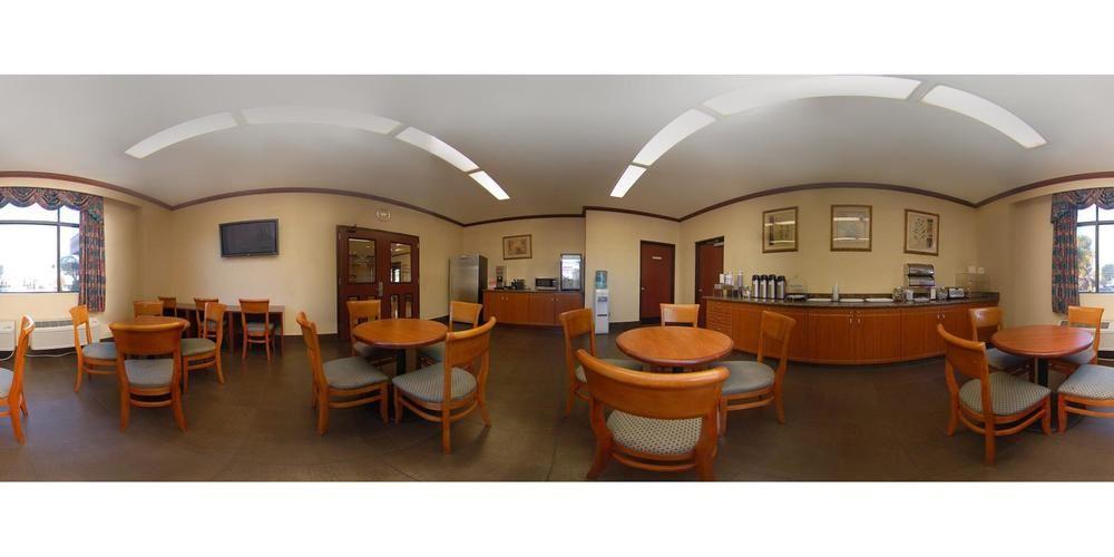 Western Angeles Worldport Hotel