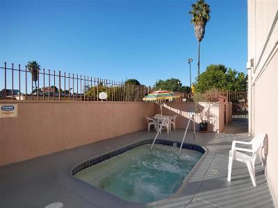 Western Angeles Worldport 3*